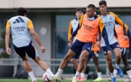 Buổi tập của Real trước El Clasico: Mbappe trầm trồ trước Modric