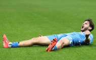 Khvicha Kvaratskhelia liệu có ký hợp đồng mới với Napoli?