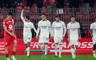 Thắng nhọc Monza, AC Milan tạm vượt qua khủng hoảng