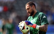 Safonov chiếm niềm tin, đe dọa vị trí của Donnarumma tại PSG