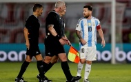 Messi giận dỗi, từ chối phát biểu sau trận thua Paraguay