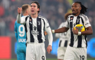 CĐV Juventus nổi cơn thịnh nộ, Vlahovic đáp trả ngay trên sân