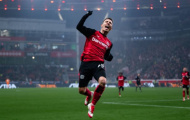 Dortmund thua sốc; Leverkusen thắng nghẹt thở