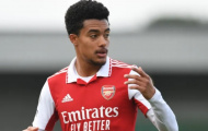 Người cũ Arsenal bị đồng đội xa lánh trong phòng thay đồ