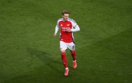 Odegaard chính thức đi vào lịch sử Arsenal
