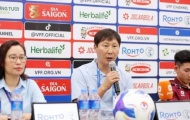 HLV Kim Sang-sik giải thích lý do không dùng nhân tố mới trước Campuchia