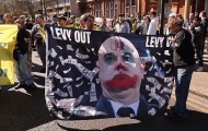 Biểu tình bùng nổ: CĐV Tottenham Hotspur đồng loạt yêu cầu Daniel Levy rời ghế chủ tịch