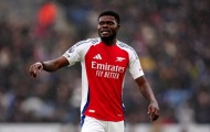 Cầu thủ Arsenal tặng chiến thắng cho PSG cần phải bị loại bỏ