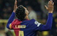 Barca không muốn bán Araujo dù điều khoản giải phóng sắp mở