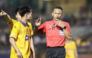 Trọng tài Malaysia bắt hai trận quyết định suất trụ hạng V.League