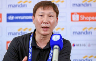 HLV Kim Sang-sik hài lòng với chiến thắng, chia sẻ về sự kiện đau lòng ở Việt Nam