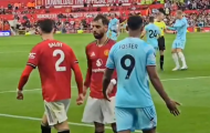 CĐV đồng loạt phản ứng về tình huống ở phút 98 của Man Utd