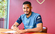 William Saliba: Viên gạch nền tảng sẽ giúp Arsenal chinh phục Ngoại hạng Anh