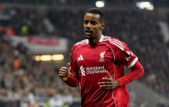 Alexander Isak đang trở thành gánh nặng tại Liverpool