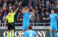 Bologna đánh bại Napoli trong ngày Hojlund mờ nhạt