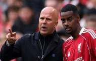 Arne Slot: Liverpool cần cho Isak thêm thời gian
