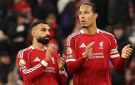 Van Dijk chia sẻ phản ứng của Salah khi không được đá chính tại Liverpool