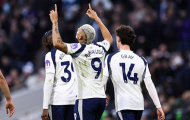 Tottenham 2-0 Brentford: Richarlison và Simons giúp Gà trống trở lại