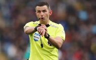 Ngoại hạng Anh: Man United lo ngại Michael Oliver bắt chính trận gặp Aston Villa
