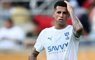 Barcelona từ chối giải cứu Joao Cancelo