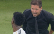 Bị Simeone mỉa mai, Vinicius đáp trả thâm thúy trên MXH