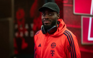 Sếp lớn Bayern bác bỏ tin chốt xong vụ Upamecano