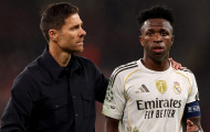 Real Madrid giữ chân Vinicius nhờ trảm Xabi Alonso