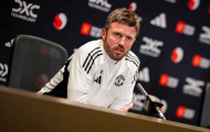 Michael Carrick sẵn sàng gắn bó lâu dài, quyết đấu Man City cùng MU