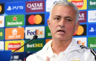 Mourinho mỉa mai HLV chưa có thành tích dẫn dắt đội lớn