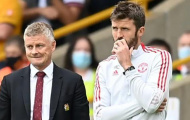 Carrick hé lộ tin nhắn của Solskjaer về ghế nóng MU