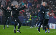 Khoảnh khắc nổi bật lượt cuối Champions League: Mourinho bùng nổ cảm xúc