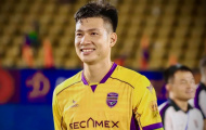 Minh Toàn rực sáng giúp Becamex TP.HCM cầm chân Hà Tĩnh