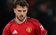 Michael Carrick hé lộ lý do Mason Mount vắng mặt ở trận Fulham