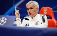 Nhà vua Real Madrid tổn thương đe dọa Mourinho