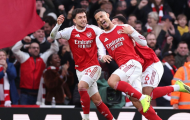 Arsenal rũ bỏ sự ngây thơ để sinh tồn