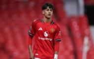 Quá nhỏ tuổi, thần đồng Man Utd không được đôn lên đội U21