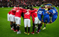 MU châm chọc Chelsea vụ cầu thủ vô tình vây trọng tài