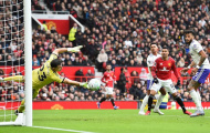 Ngoại hạng Anh vòng 31: MU bứt tốc đua top 4, Spurs chật vật tránh rớt hạng