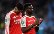 Scholes chê Arsenal ám ảnh phạt góc làm hại Bukayo Saka