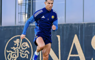 Ronaldo báo tin vui trong ngày tái xuất sân tập