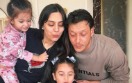 Ozil sống như ông hoàng và đặc quyền thân thiết với Tổng thống