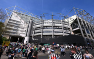 Tự bán sân nhà, Newcastle thoát lỗ gần 100 triệu bảng