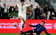 Federico Valverde bất lực nhìn Uruguay bị Algeria cầm chân