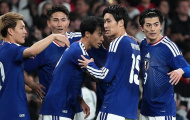 Thắng tuyển Anh, CĐV Nhật Bản lại 'ghi bàn' trên khán đài