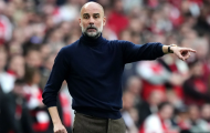 Pep 'giội gáo nước lạnh' vào Man City sau cú sẩy chân của Arsenal