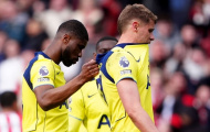 Jamie Carragher tin Tottenham sẽ phải xuống hạng