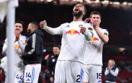 HLV Leeds giải thích lý do không muốn MU bị thẻ đỏ sớm
