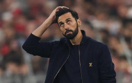 HLV Arbeloa phẫn nộ vì tấm thẻ đỏ của Camavinga