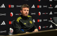 Bỏ rơi Carrick lúc này là canh bạc rủi ro nhất của Man Utd