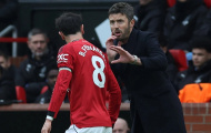 Michael Carrick giải phóng Bruno Fernandes khỏi sai lầm của Amorim
